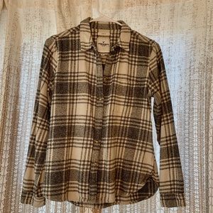 American Eagle button up flannel.